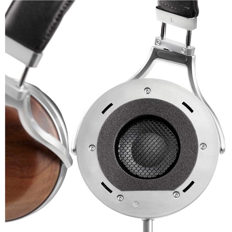 Denon AH-D7200 | Wired Over-the-ear headphones - Audiophile performances - Walnut Housing - Detachable pure copper cable-Audio Video Centrale